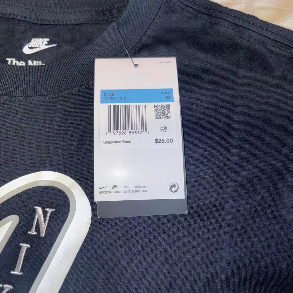 Nike Kids Swoosh Sports Casual Youth Medium Black Graphic T-Shirt M “n” Athletic